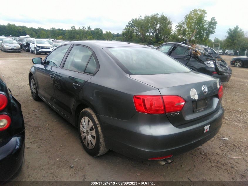 2013 VOLKSWAGEN JETTA SEDAN S - 3VW2K7AJ9DM240408