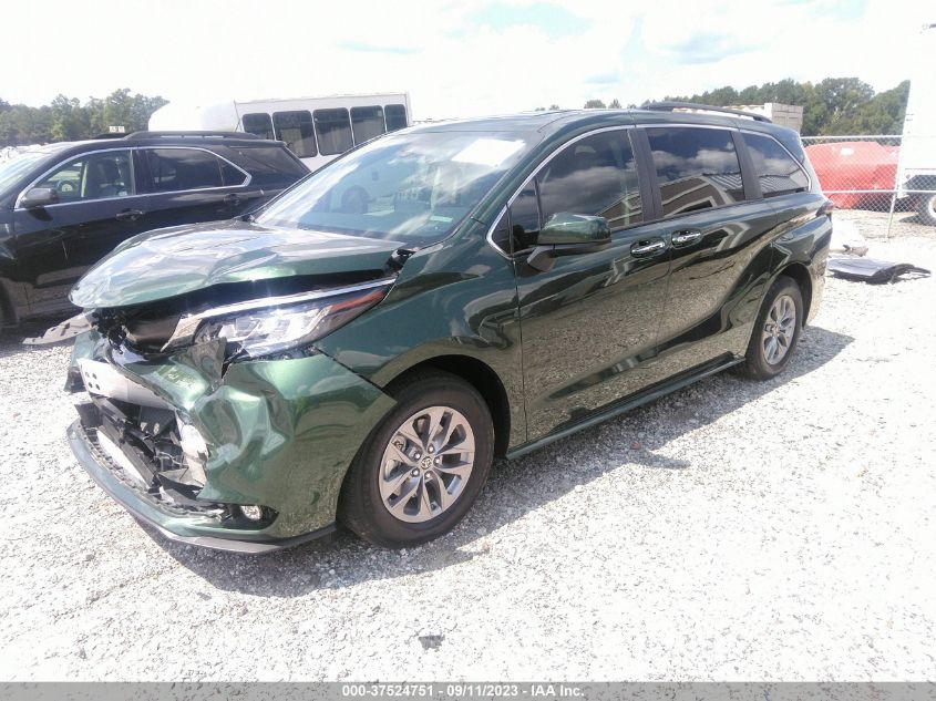 2022 TOYOTA SIENNA XLE - 5TDYRKEC9NS097467