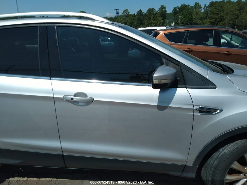 2017 FORD ESCAPE TITANIUM - 1FMCU0JD3HUC56586