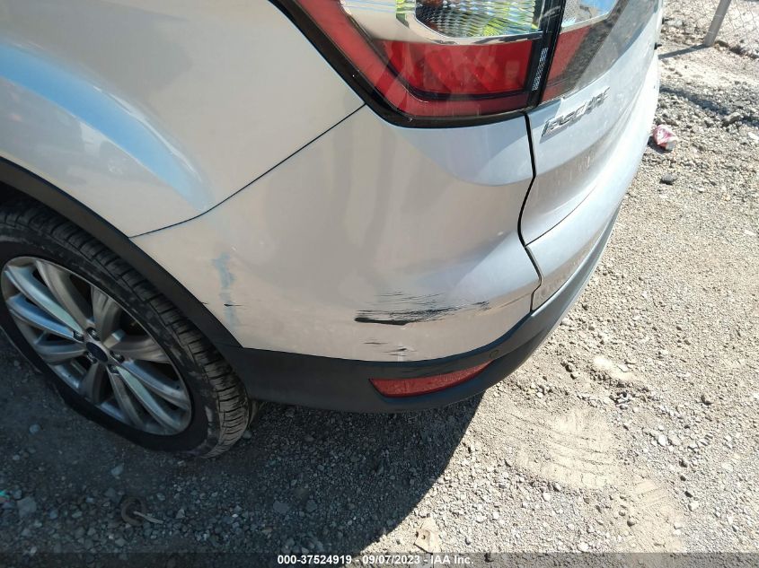 2017 FORD ESCAPE TITANIUM - 1FMCU0JD3HUC56586