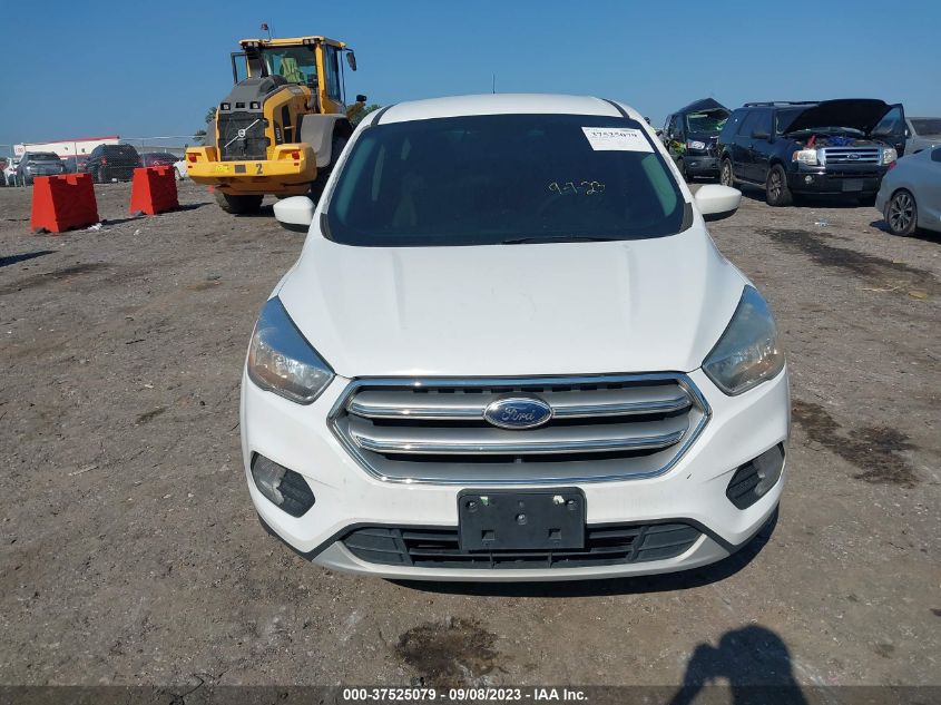 2017 FORD ESCAPE SE - 1FMCU9GDXHUD78194