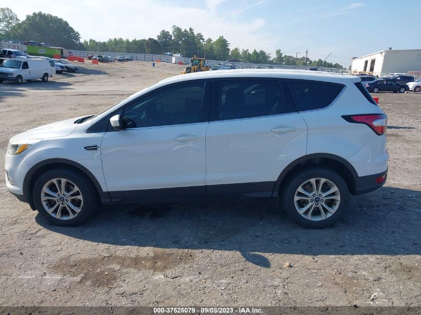 2017 FORD ESCAPE SE - 1FMCU9GDXHUD78194