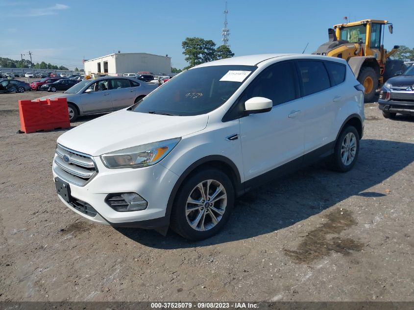 2017 FORD ESCAPE SE - 1FMCU9GDXHUD78194