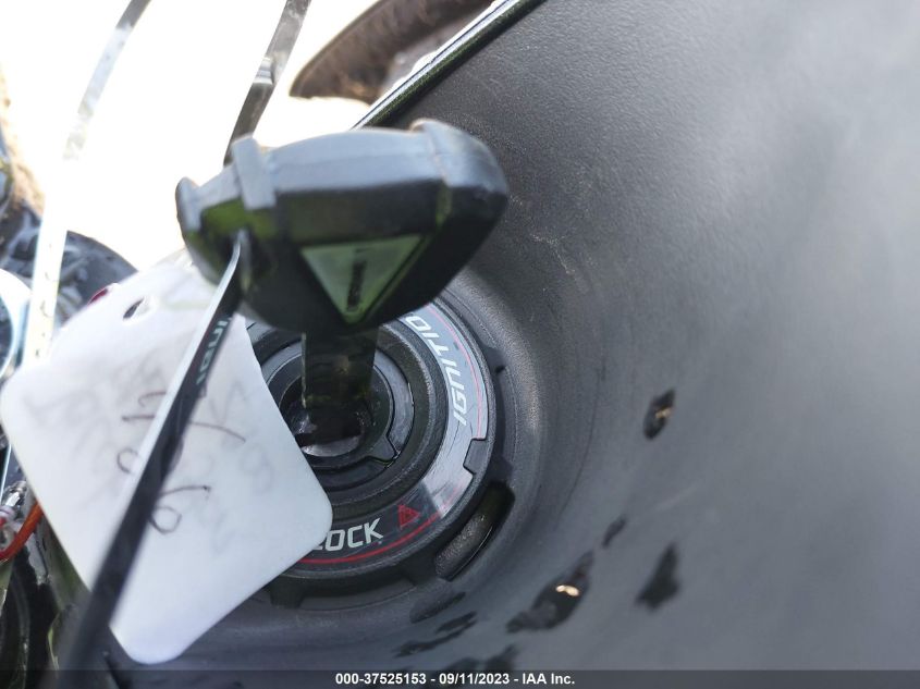 2019 KAWASAKI ZR900 - JKAZR2A18KA003025