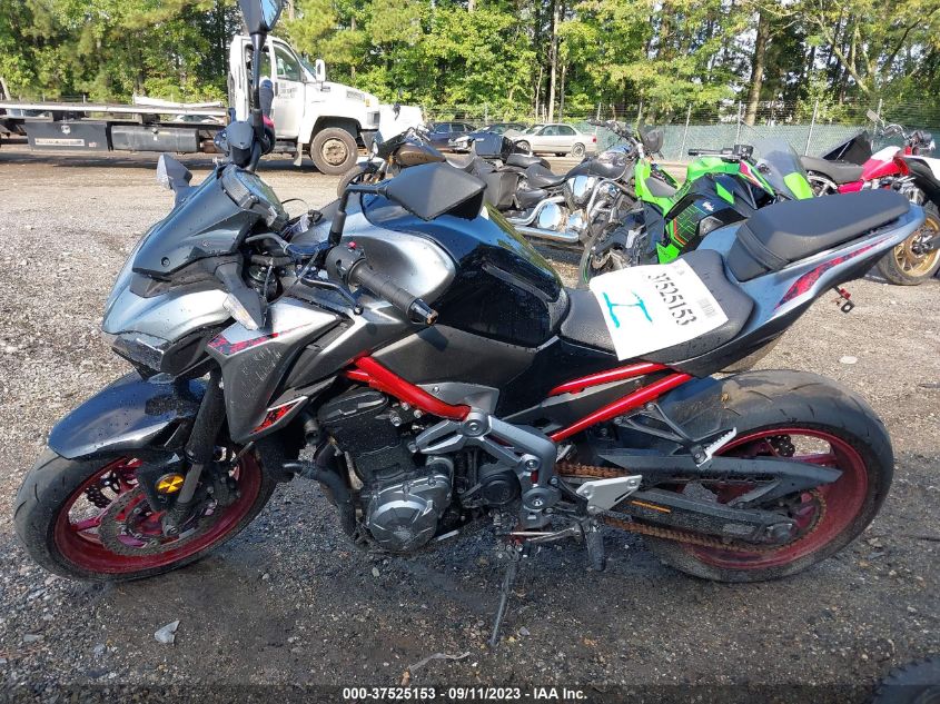 2019 KAWASAKI ZR900 - JKAZR2A18KA003025