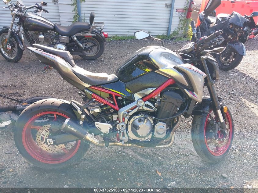 2019 KAWASAKI ZR900 - JKAZR2A18KA003025