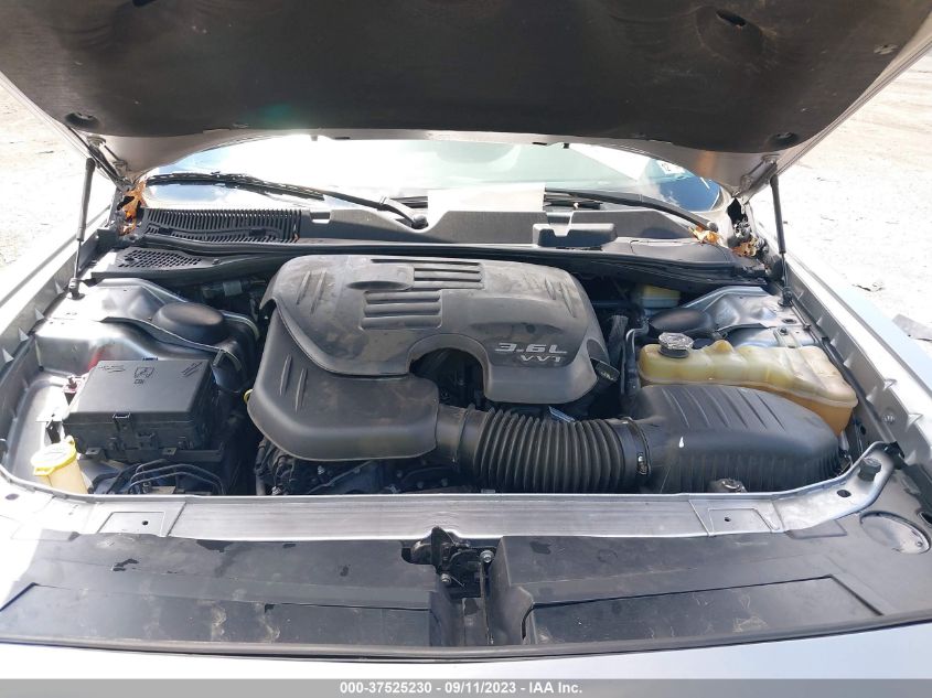 2015 DODGE CHALLENGER SXT - 2C3CDZAG5FH850118
