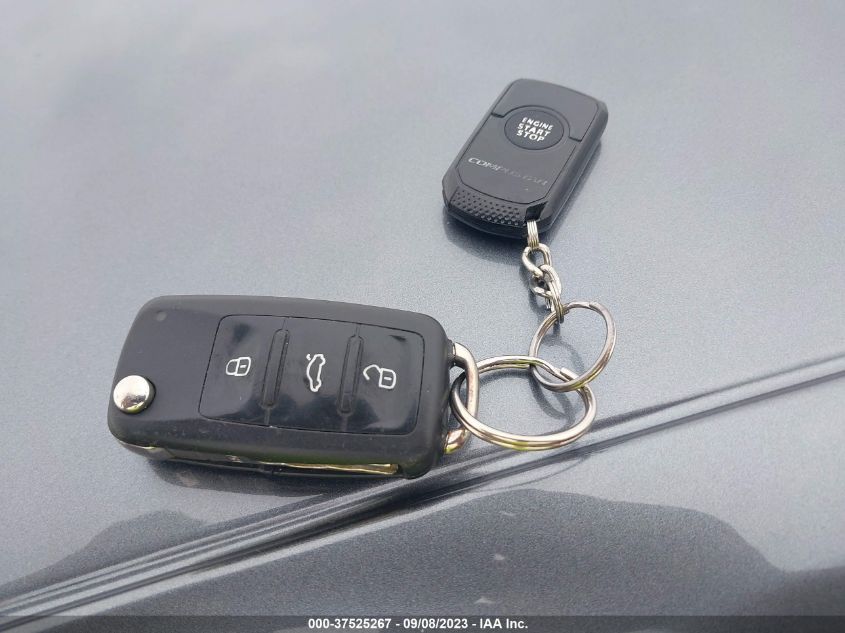 2014 VOLKSWAGEN JETTA SEDAN S - 3VW2K7AJ5EM335632