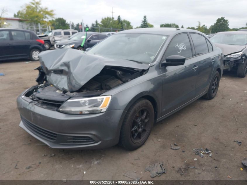 2014 VOLKSWAGEN JETTA SEDAN S - 3VW2K7AJ5EM335632