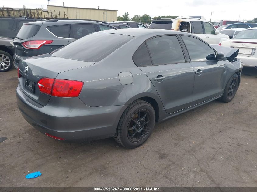 2014 VOLKSWAGEN JETTA SEDAN S - 3VW2K7AJ5EM335632