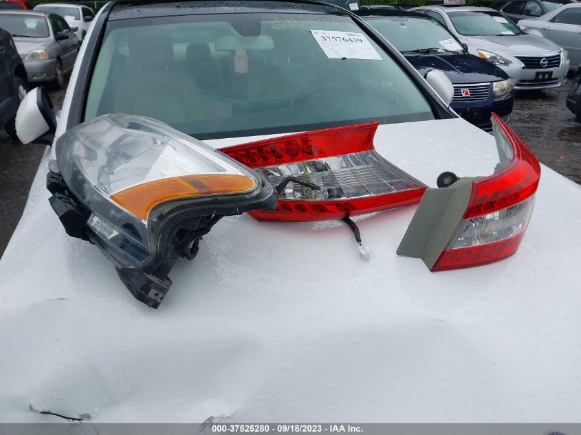 2013 NISSAN SENTRA SR - 3N1AB7AP2DL694933