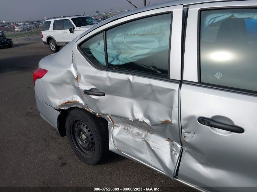2015 NISSAN VERSA S - 3N1CN7AP4FL907898