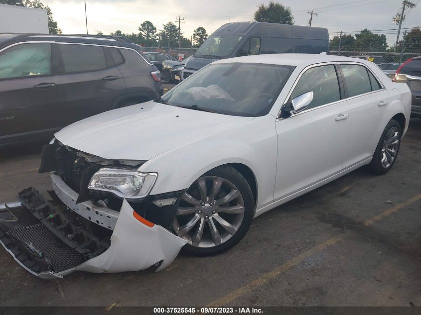 2019 CHRYSLER 300 TOURING - 2C3CCAAG2KH569053