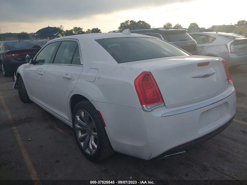 2019 CHRYSLER 300 TOURING - 2C3CCAAG2KH569053