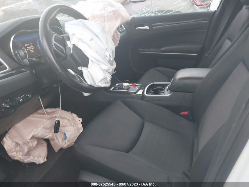 2019 CHRYSLER 300 TOURING - 2C3CCAAG2KH569053