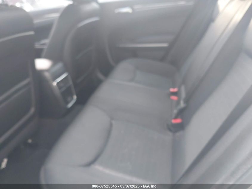 2019 CHRYSLER 300 TOURING - 2C3CCAAG2KH569053