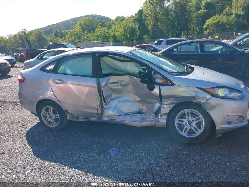 2017 FORD FIESTA SE - 3FADP4BJ0HM153003