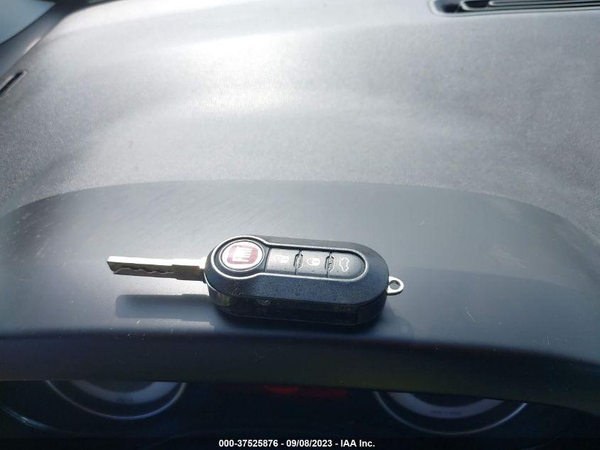 2014 FIAT 500L EASY - ZFBCFABHXEZ019875