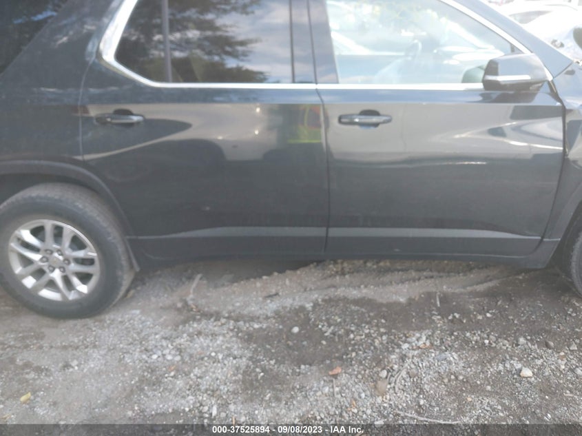 VIN 1GNERGKW7KJ313752 2019 CHEVROLET TRAVERSE LT CLOTH