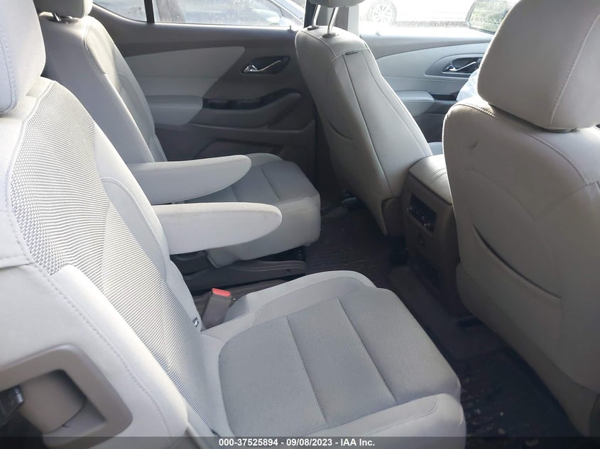VIN 1GNERGKW7KJ313752 2019 CHEVROLET TRAVERSE LT CLOTH