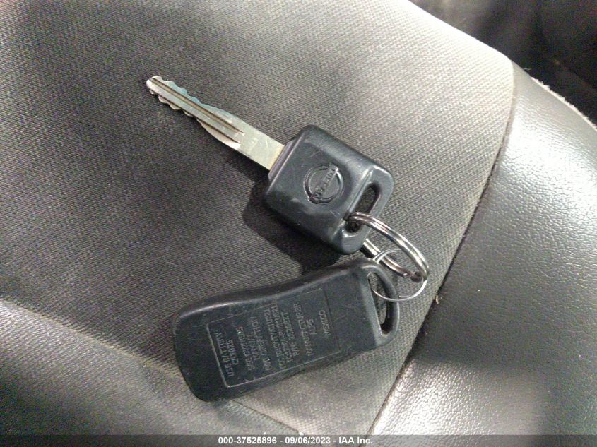 2014 NISSAN NVP S 5BZBF0AA6EN160215
