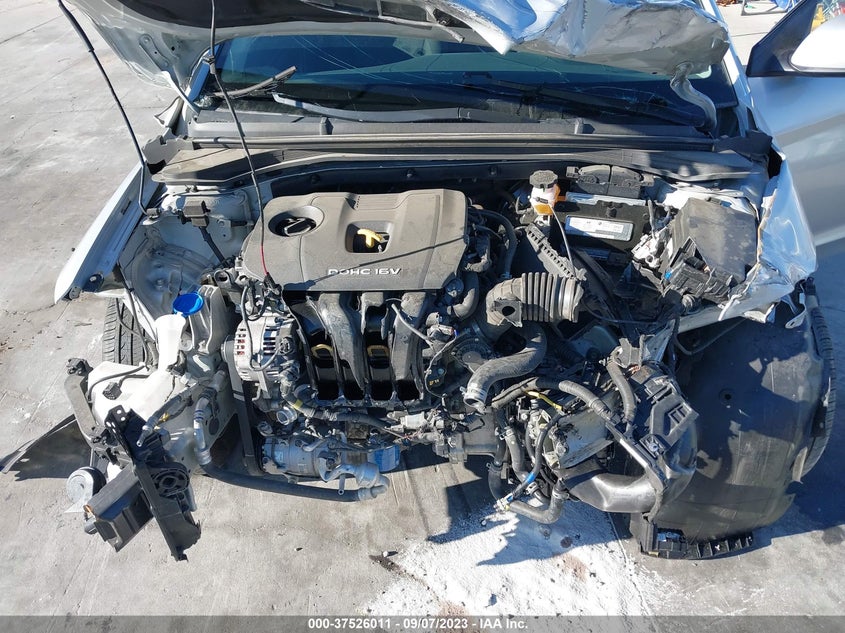 VIN 5NPD84LF3JH262214 2018 HYUNDAI ELANTRA SEL