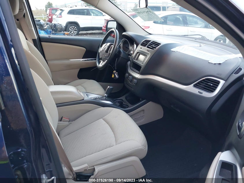 VIN 3C4PDCABXHT590338 2017 DODGE JOURNEY SE