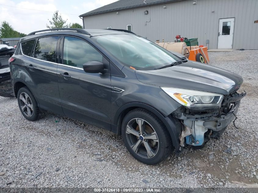 2017 FORD ESCAPE SE - 1FMCU0GD3HUC46437