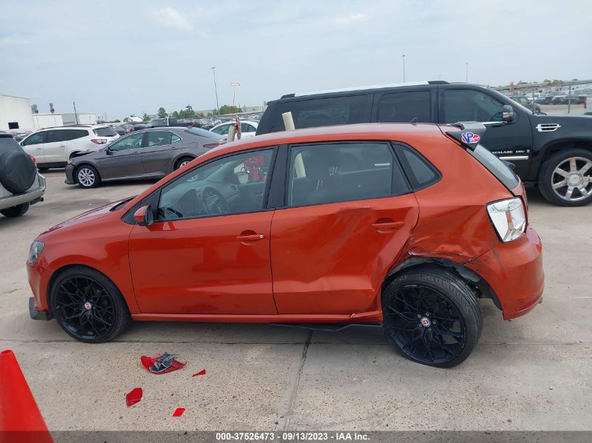 2016 VOLKSWAGEN POLO MEX612604GT041127