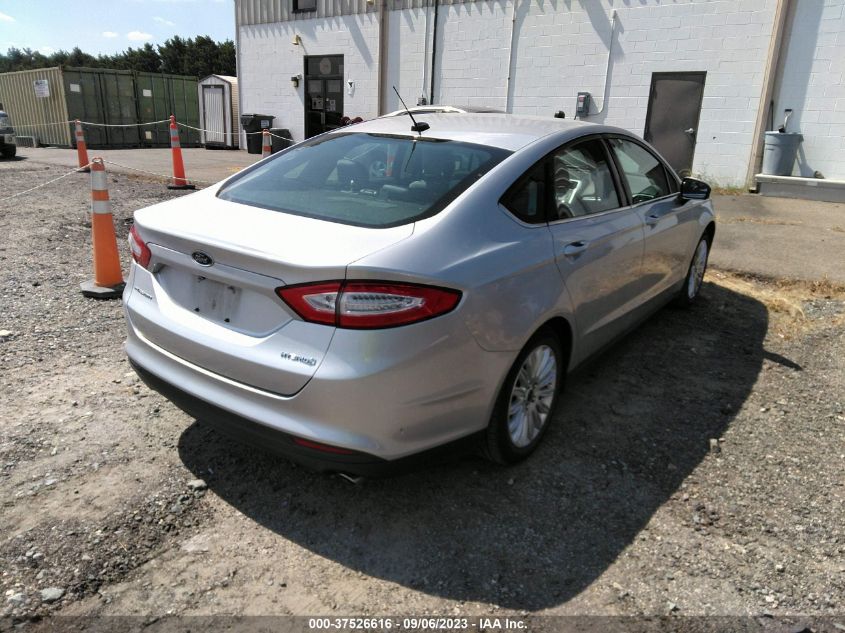 2015 FORD FUSION S HYBRID - 3FA6P0UUHFR132611