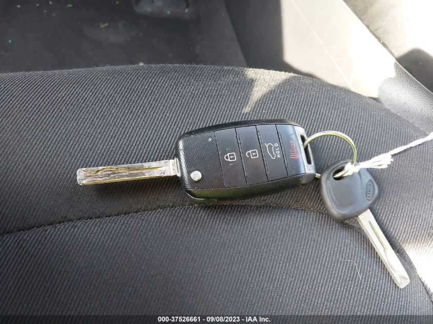 2017 KIA SOUL + - KNDJP3A50H7476652
