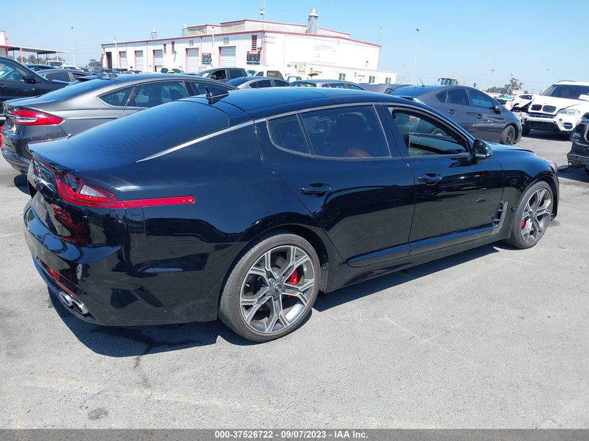 VIN KNAE45LC5L6081895 2020 KIA STINGER GT1