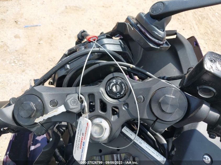 2023 YAMAHA YZFR3 A MH3RH18Y6PK011083