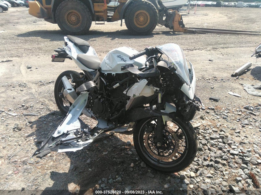 VIN JKAEXKH10PDAR4620 2023 KAWASAKI EX400