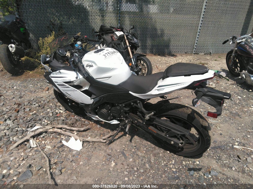 VIN JKAEXKH10PDAR4620 2023 KAWASAKI EX400