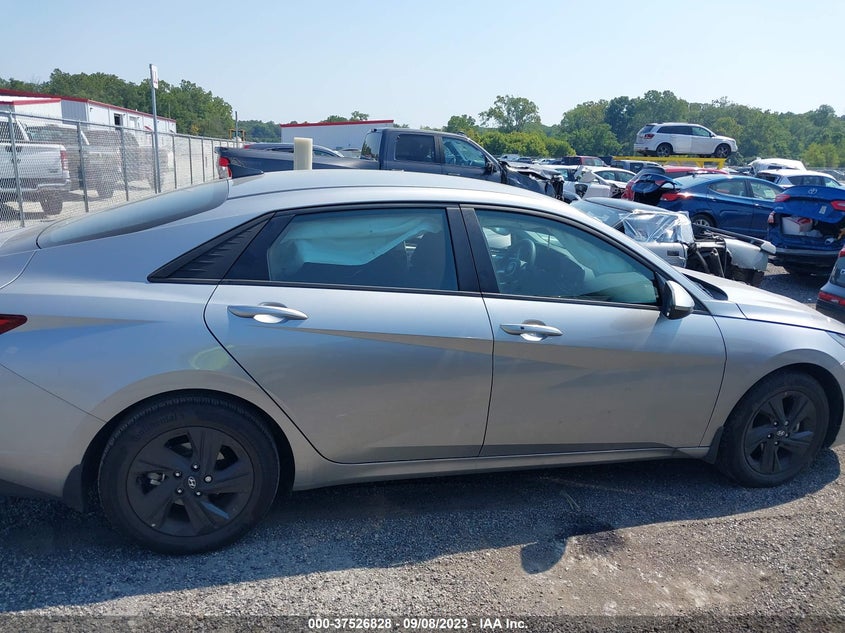 VIN 5NPLM4AG8PH114300 2023 HYUNDAI ELANTRA SEL