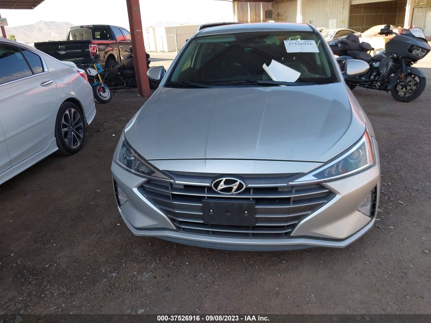 VIN 5NPD74LF2KH440375 2019 HYUNDAI ELANTRA SE