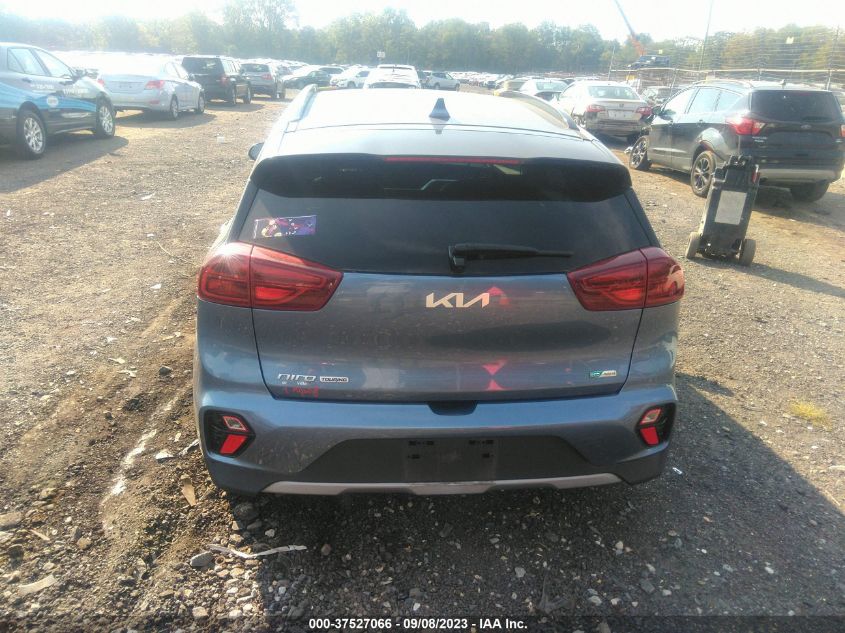 KNDCC3LC9N5546477 Kia Niro TOURING SE 16