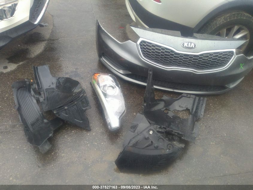 2016 KIA FORTE LX - KNAFX4A60G5574222