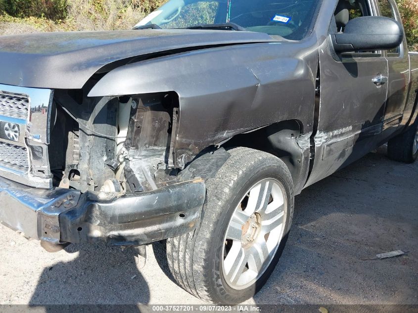 2013 CHEVROLET SILVERADO 1500 LT - 1GCRCSE02DZ235097