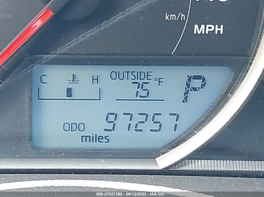 2015 TOYOTA RAV4 XLE - JTMRFREV2FD119930