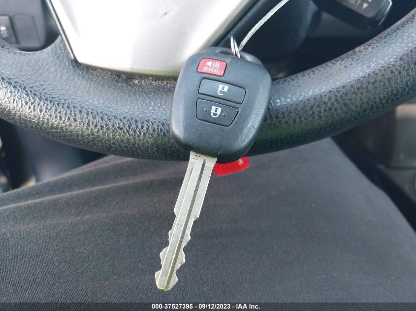 2015 TOYOTA RAV4 XLE - JTMRFREV2FD119930