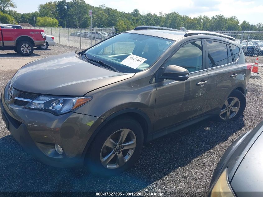 2015 TOYOTA RAV4 XLE - JTMRFREV2FD119930