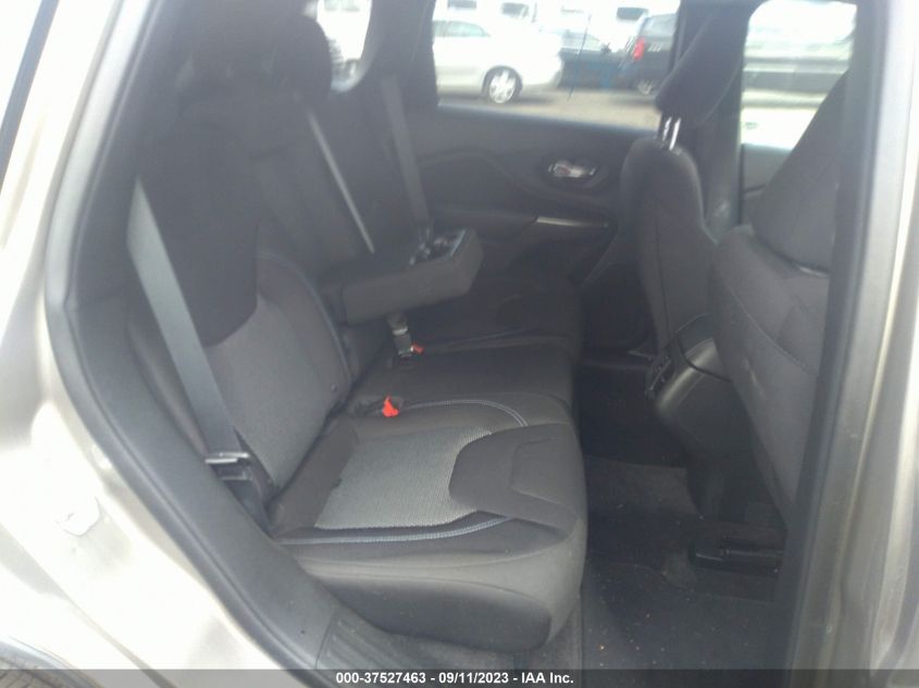 2019 JEEP CHEROKEE LATITUDE - 1C4PJLCB0KD247900