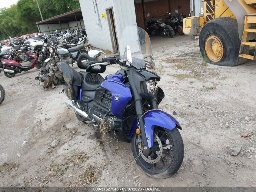 2014 HONDA GL1800 C - JH2SC68N0EK000179