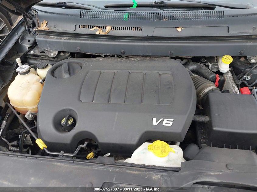 VIN 3C4PDDBG8HT618038 2017 DODGE JOURNEY SXT AWD