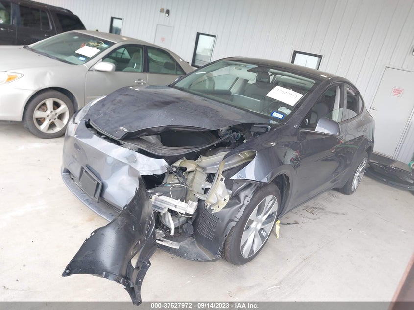 VIN 7SAYGDEE0PA087744 2023 TESLA MODEL Y LONG RANGE