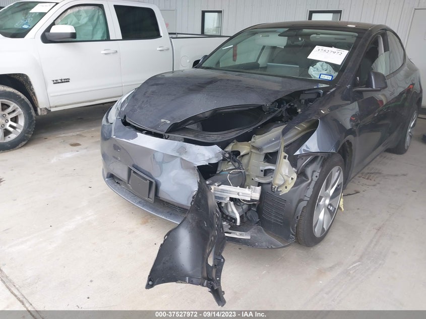 VIN 7SAYGDEE0PA087744 2023 TESLA MODEL Y LONG RANGE