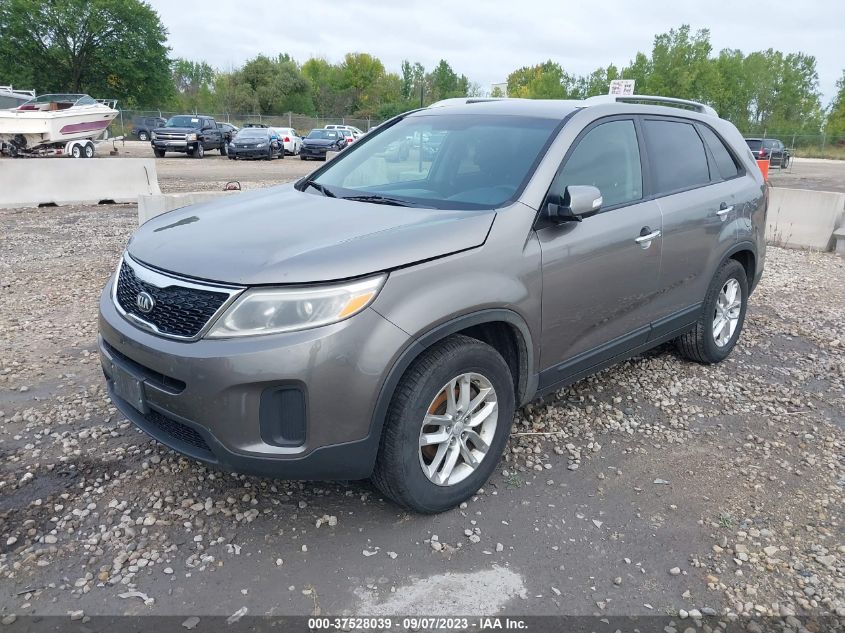 2015 KIA SORENTO LX - 5XYKT4A71FG595530