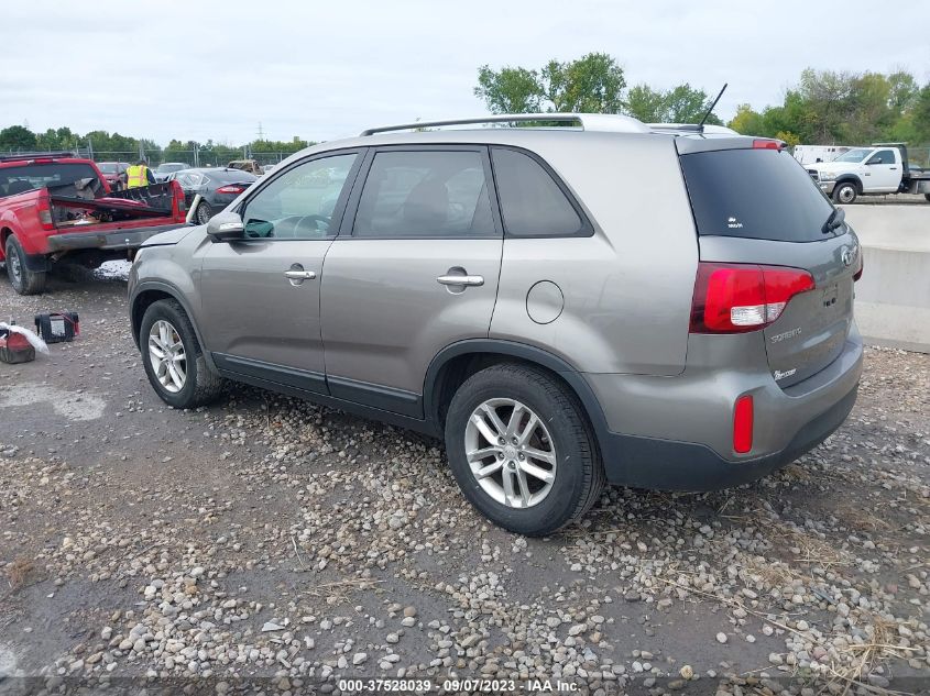 2015 KIA SORENTO LX - 5XYKT4A71FG595530